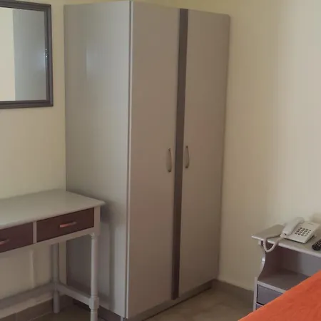 Takis Ialysos (Rhodes)