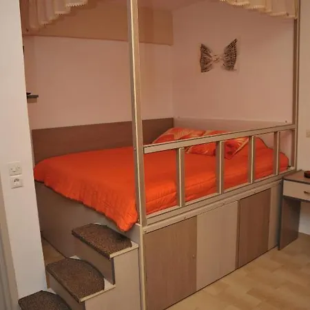 Takis Apartment Ialysos (Rhodes)