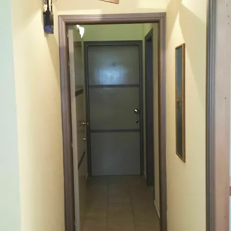 Takis Apartment *